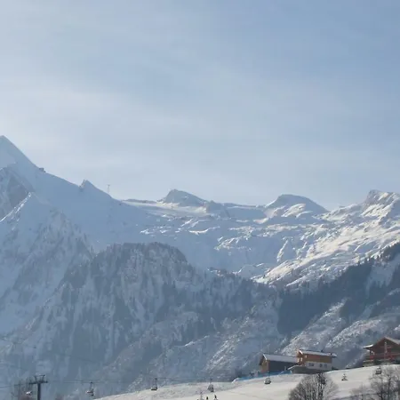 Haus Laubreuter 아파트 카프룬