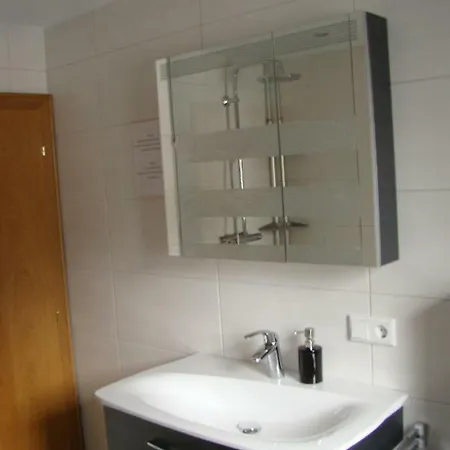 Haus Laubreuter Apartment *