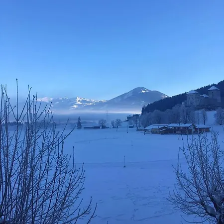 Haus Laubreuter Apartman *